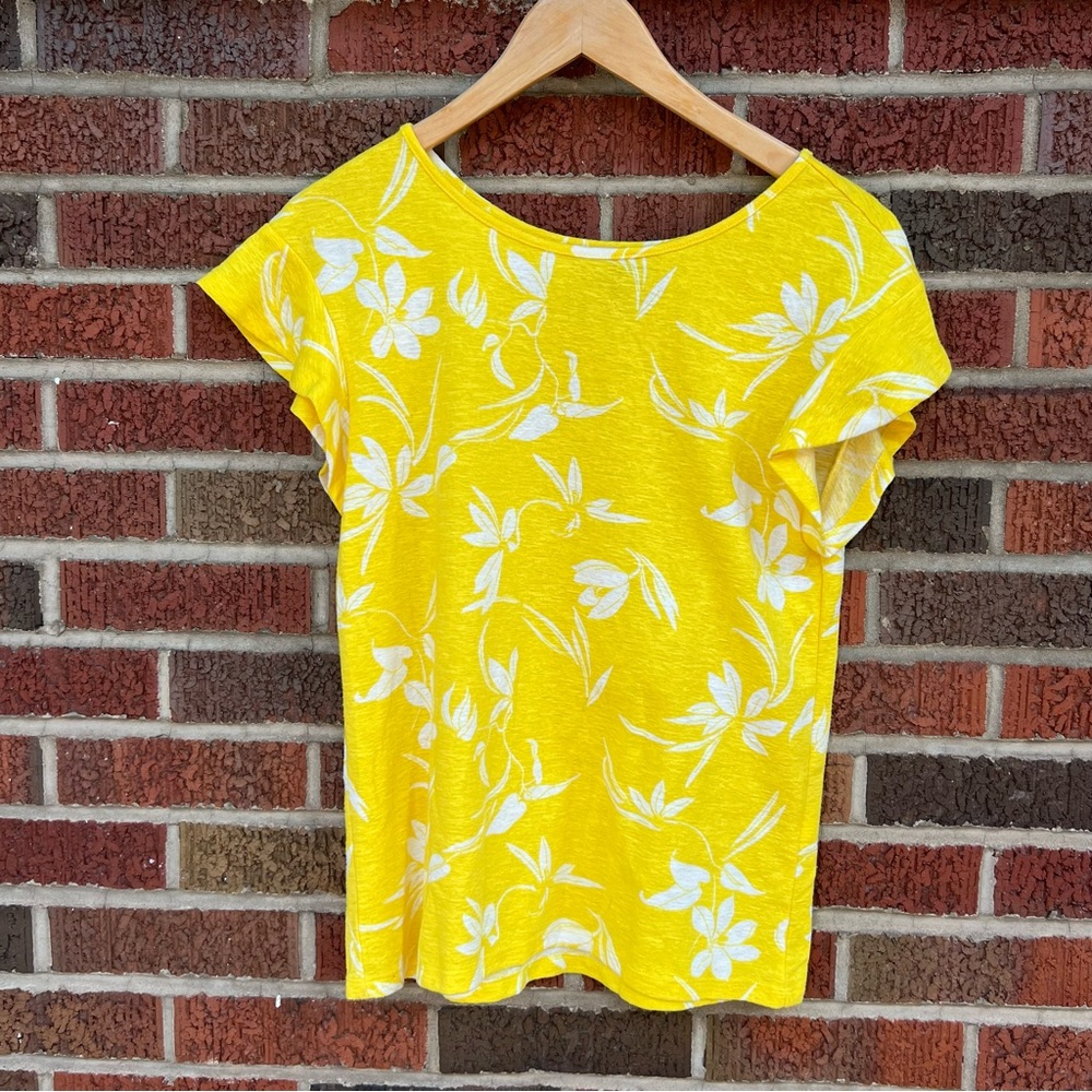 Banana Republic Yellow and White Short Sleeve Flounce Sleeve Top